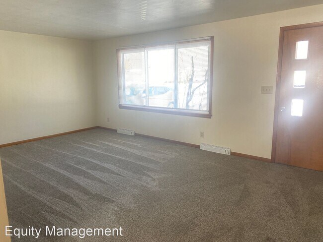 Foto del edificio - 3 br, 1 bath House - 541 Liberty St.