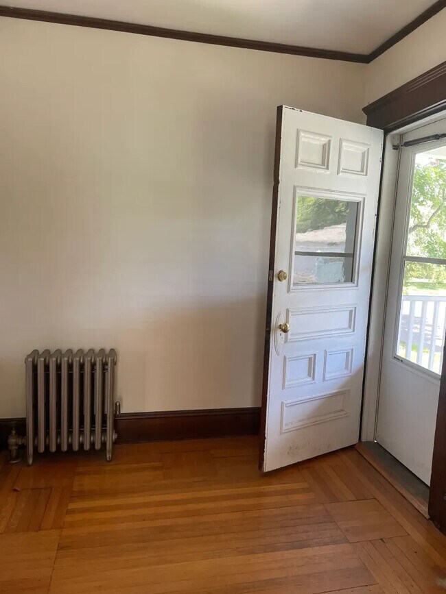 Foto del edificio - 34 Day Ave