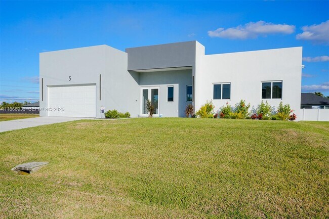 Foto del edificio - 5 SW 26th Pl