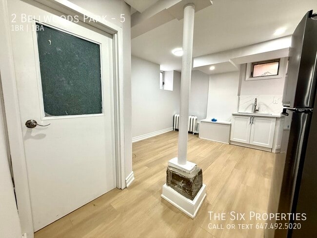 Building Photo - 1 BED 1 BATH TRENDY APARTMENT BY TRINITY BELLWOODS