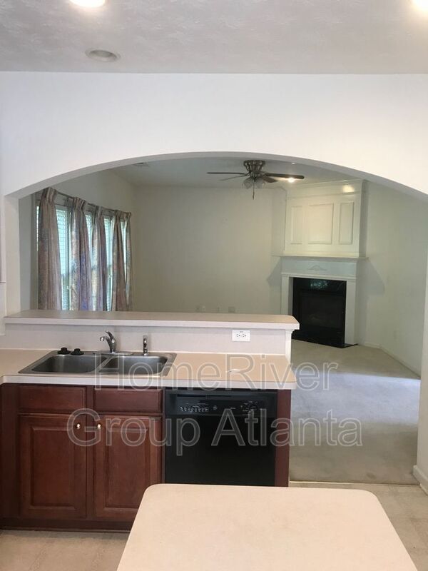 Building Photo - 3205 Juniper Dr