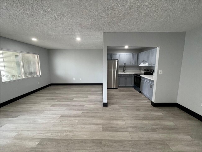 Building Photo - 3300 S Dixie Hwy
