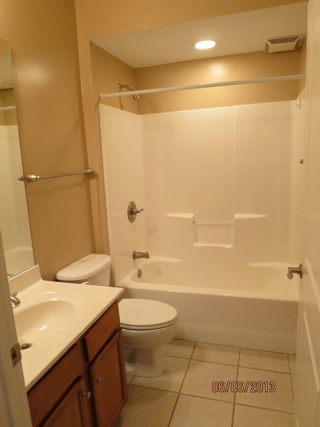 Foto del edificio - 3001 River Towne Way