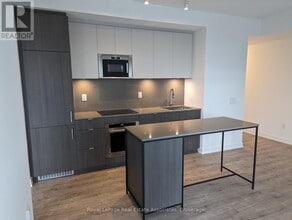 Building Photo - 215 Lakeshore Rd W