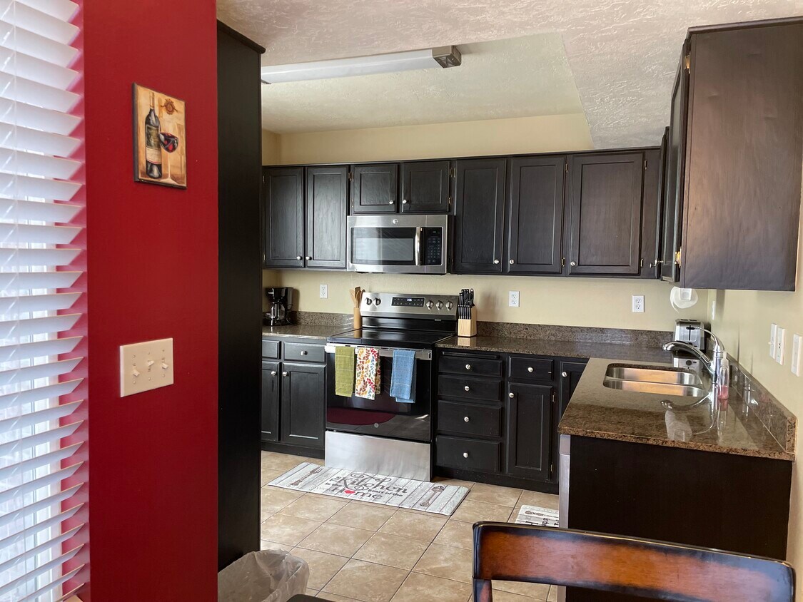 Foto principal - 1158 E 6600 S