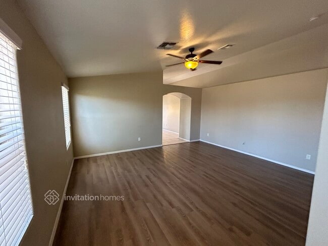 Building Photo - 7215 S 16th Dr