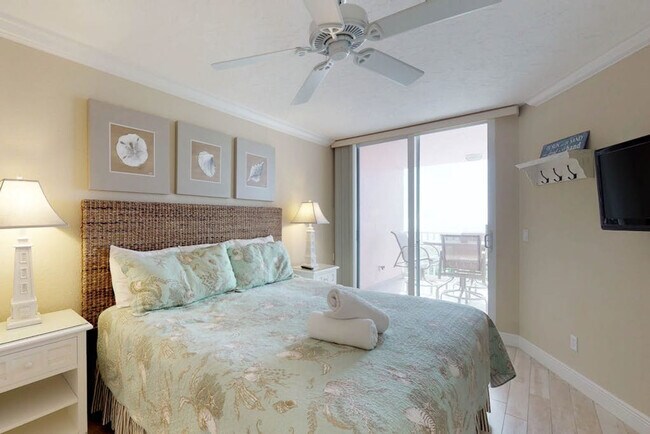 Foto del edificio - 2600 Gulf Dr N