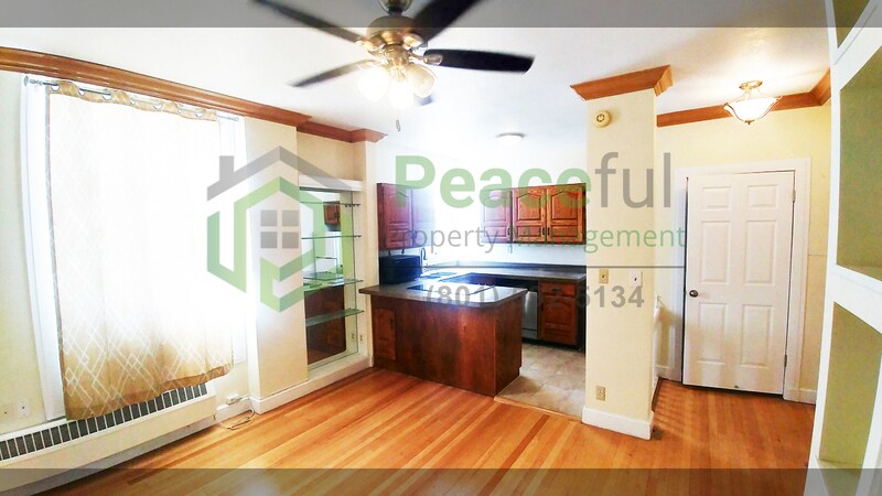 Primary Photo - 29 N State St