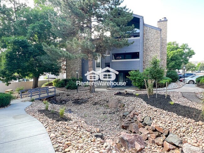 Foto del edificio - 6420 S Dayton St