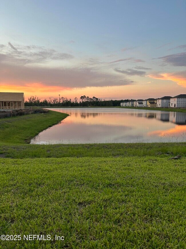 Foto del edificio - 14655 Macadamia Ln