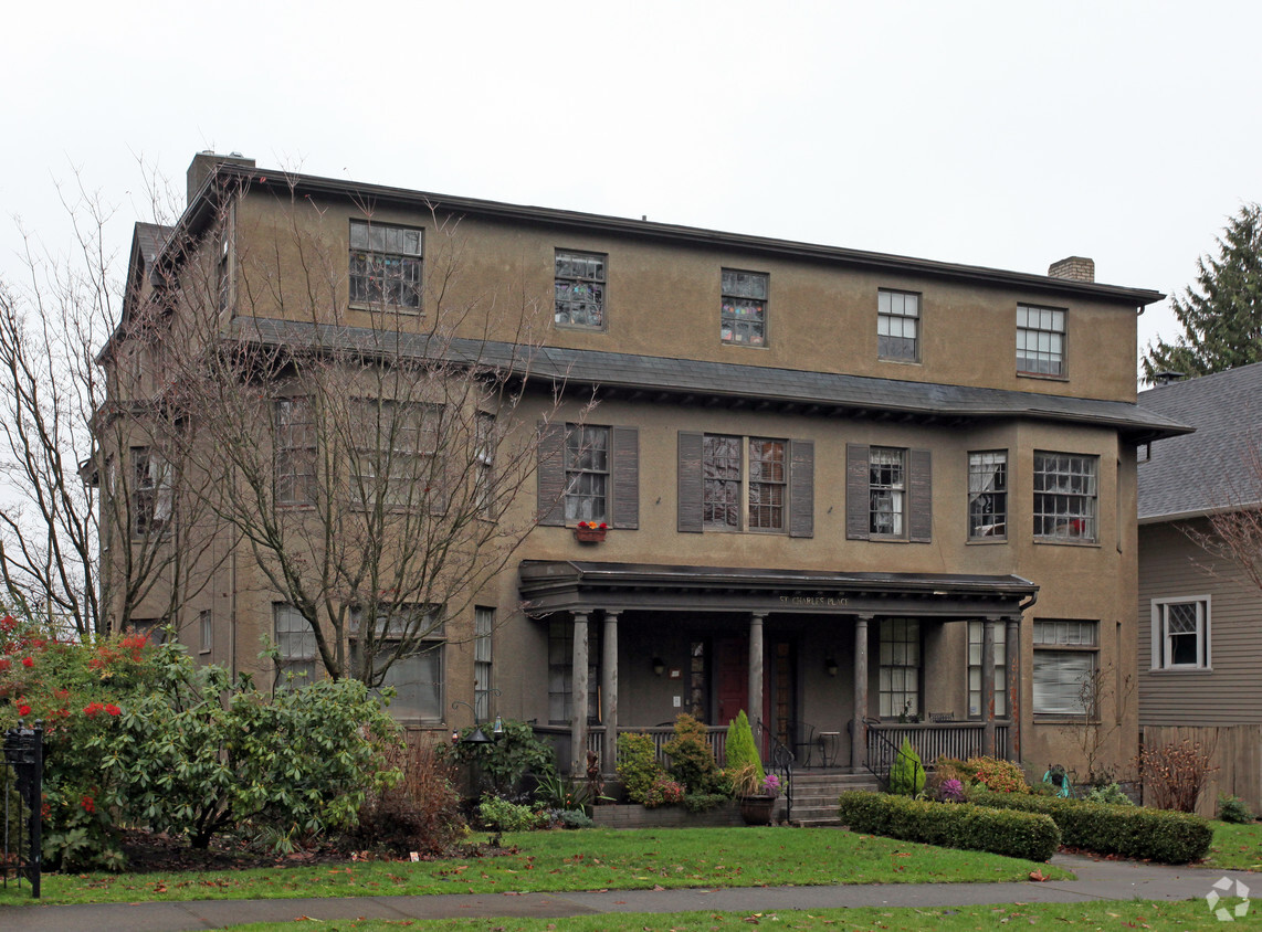 Foto principal - St. Charles Place Apartments