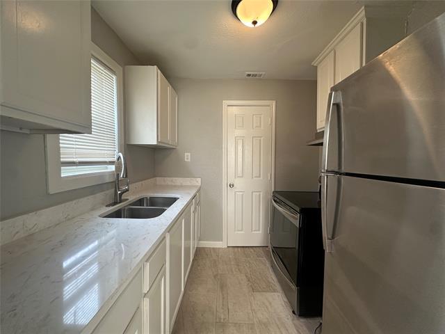 Building Photo - 2437 Stovall Dr