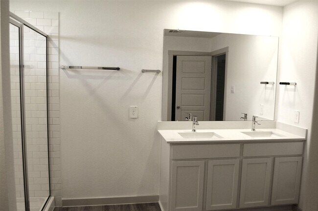 Building Photo - 7702 Sleek Flock Ln