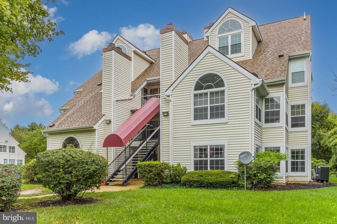 Primary Photo - 10531 Beacon Ridge Dr