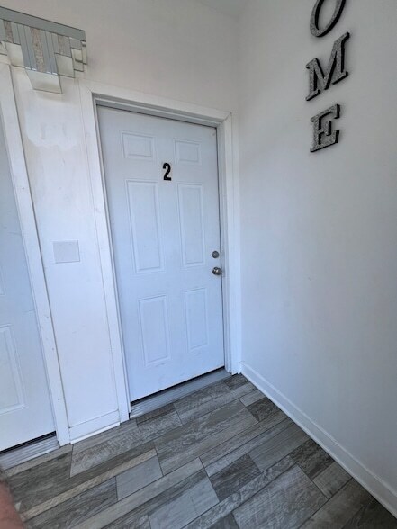 Building Photo - 6402 S Eberhart Ave
