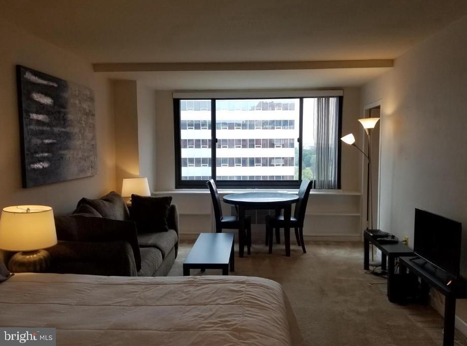 1021 Arlington Blvd Unit 1010, Arlington, VA 22209 Room for Rent in