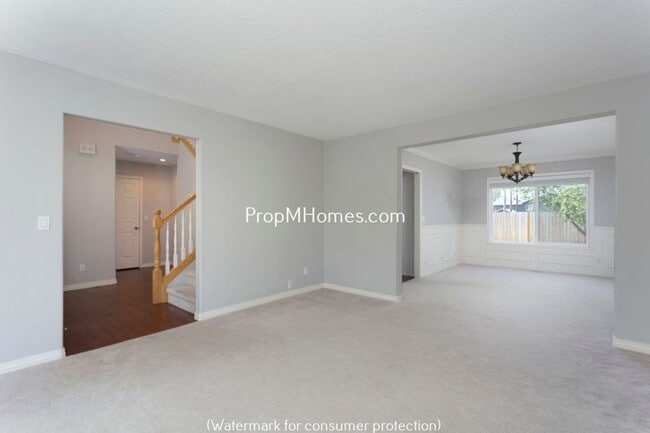 Building Photo - Charming Four Bedroom Bethany Home w/ Full...
