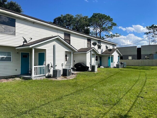 Foto del edificio - 1404 Montana Ave