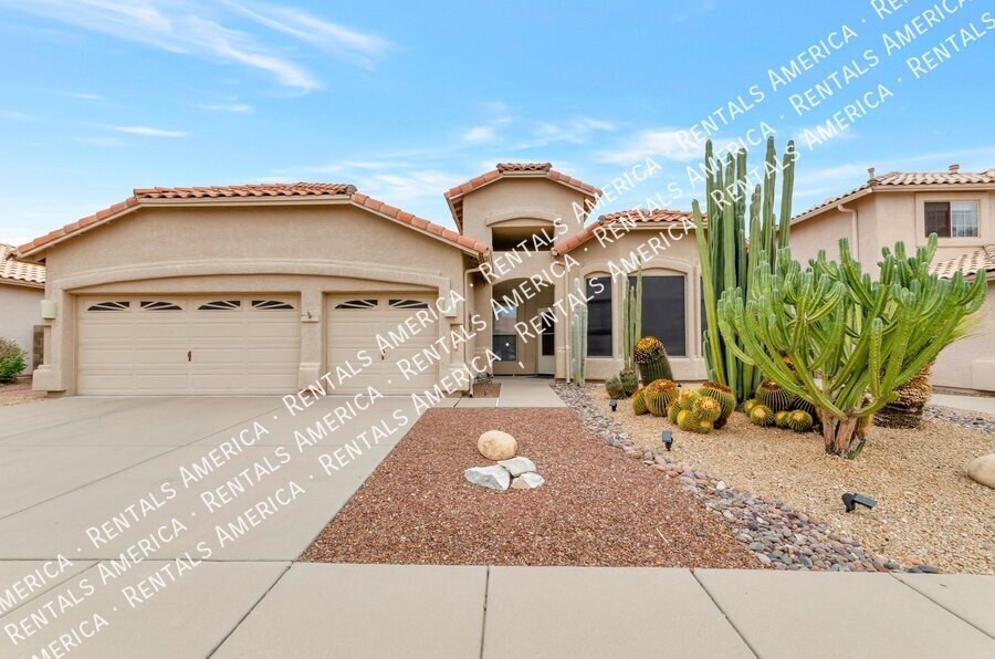 Foto principal - 9739 E McAndrew Ct