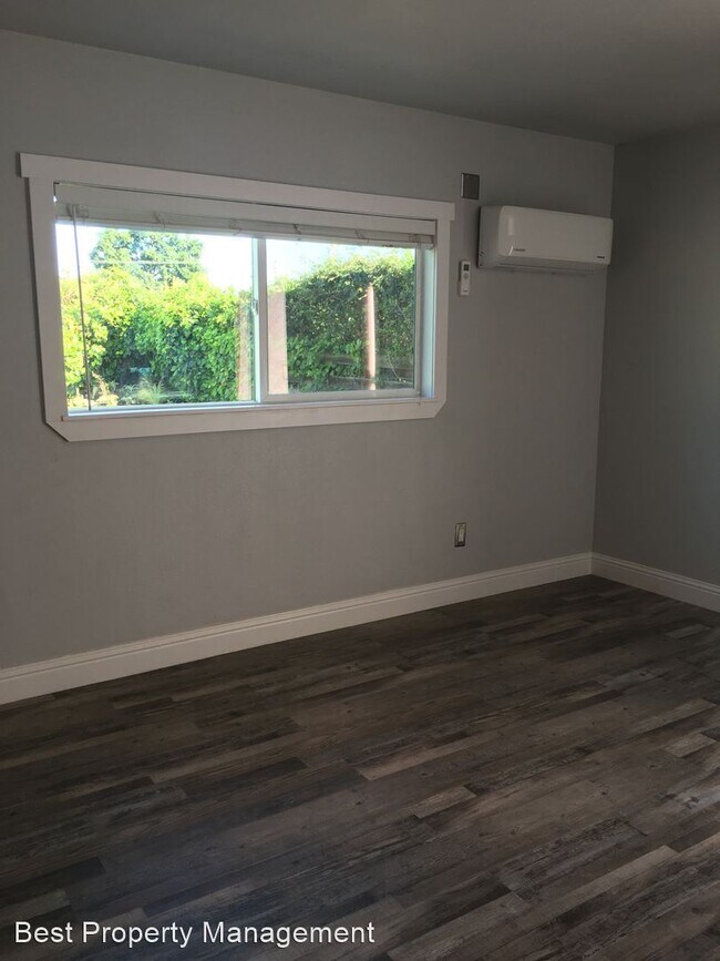 Building Photo - 1 br, 1 bath House - 4593 Mildred Dr