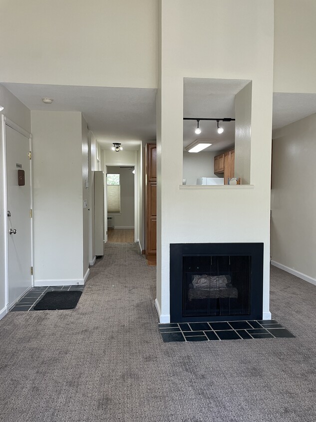 Primary Photo - 2730 Oak Rd