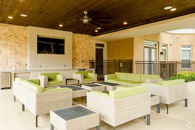 Building Photo - Adenine