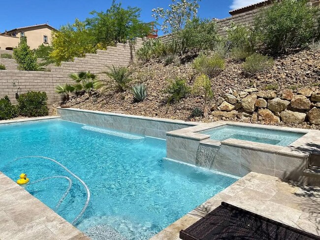 Foto del edificio - 12660 Sandy Peak Ave