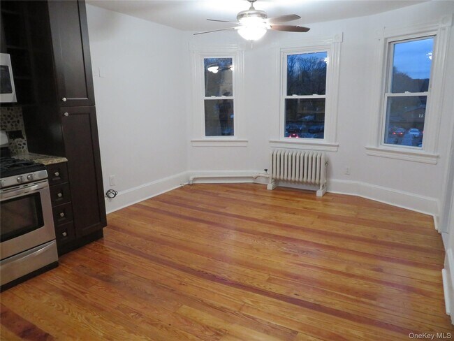 Foto del edificio - 3 S Magnolia St