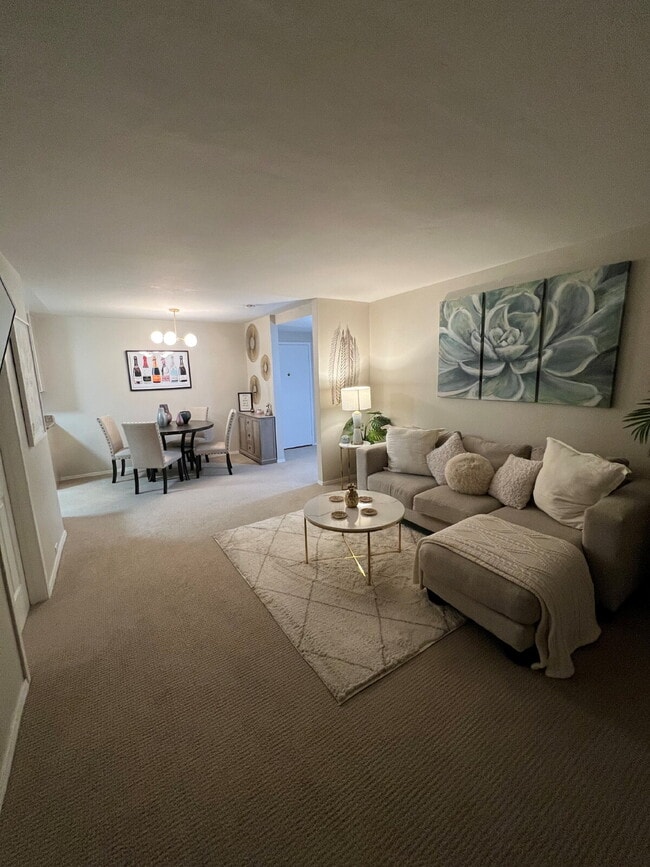 "Chic 2-Bed Condo in Walnut Creek with Sleek Granite Countertops - 790 Sq Ft of Modern Living!" - "Chic 2-Bed Condo in Walnut Creek with Sleek Granite Countertops - 790 Sq Ft of Modern Living!"