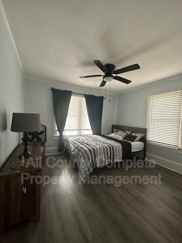 Foto del edificio - 363 W 63rd Street