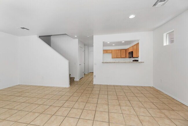Building Photo - Tucson, AZ - House - $1,645.00 Available O...