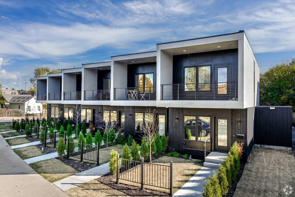 Foto principal - The Hollander Row Homes