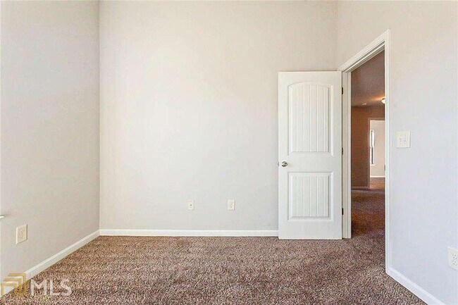 Building Photo - 505 Napa Valley Ln SW