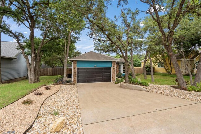 Building Photo - 3009 Rochelle Dr
