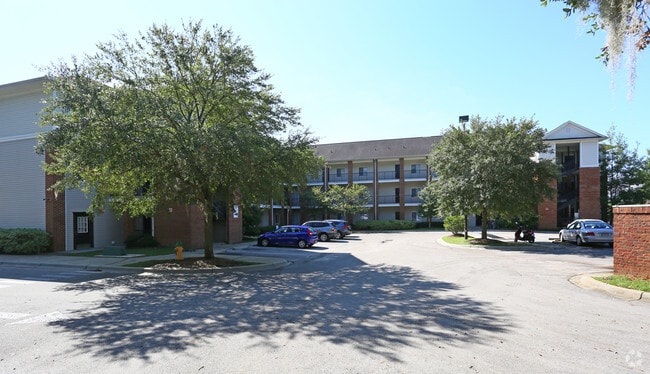 Building Photo - The Pavilion Apartments
