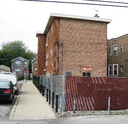 Building Photo - 8027 S Exchange Ave