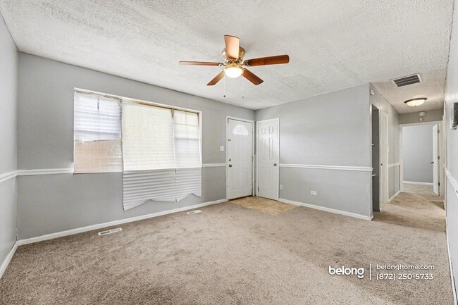 Foto del edificio - 631 Andover St