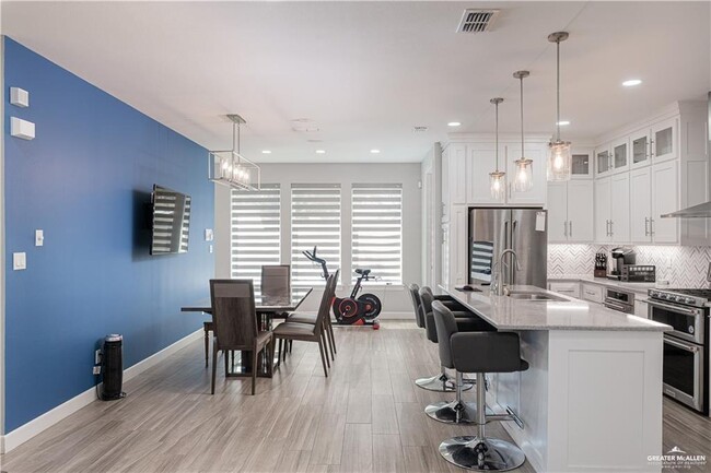 Foto del edificio - 6907 N 11th Ln