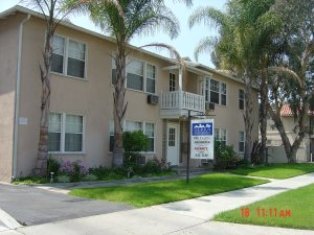 Foto del edificio - 10640 Victory Blvd