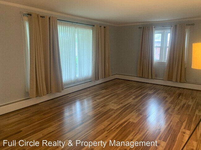 Foto del edificio - 3 br, 2 bath House - 228 N 39th St