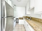 Foto principal - 1142 N Orange Grove Ave