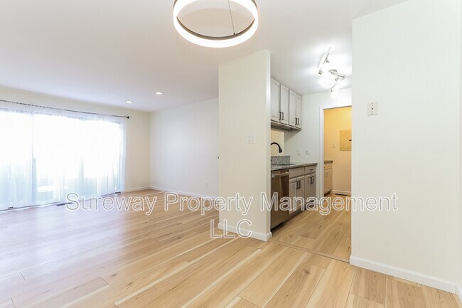 Foto del edificio - 1005 Woodhollow Dr