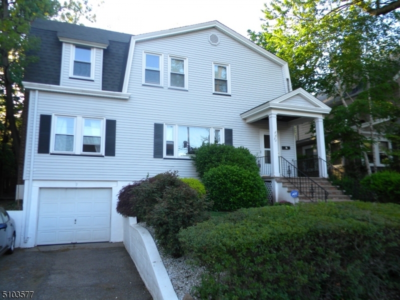 Primary Photo - 73 Myrtle Ave