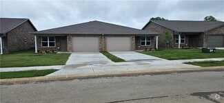 Building Photo - 617 NW 68th Ave