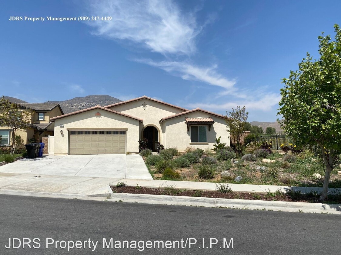 Primary Photo - 4 br, 3.5 bath House - 3253 Quarry Drive