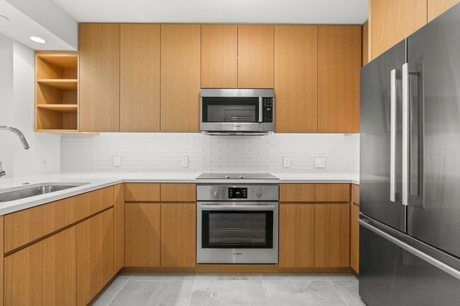 Foto del edificio - Modern 1BR w/ Lanai Views & EV Parking — S...