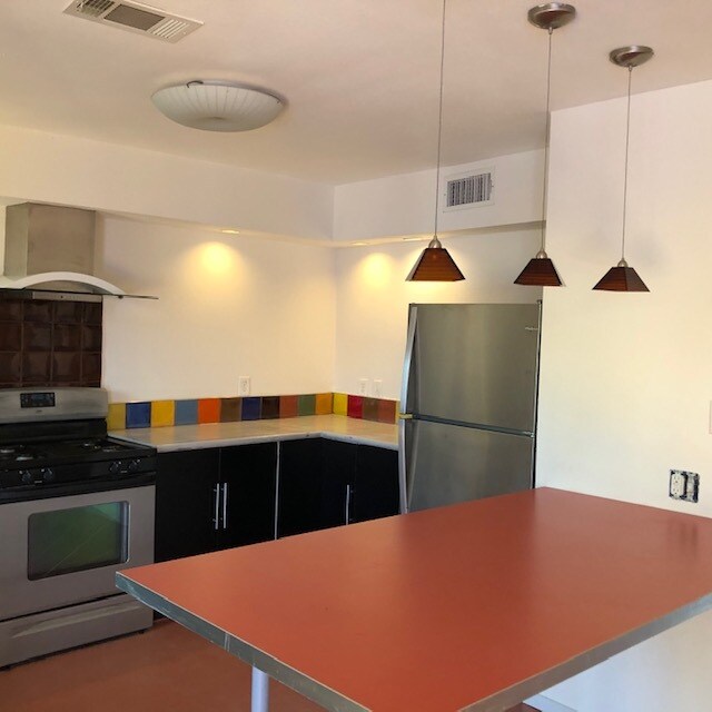 Foto del edificio - 5817 Coventry Ln