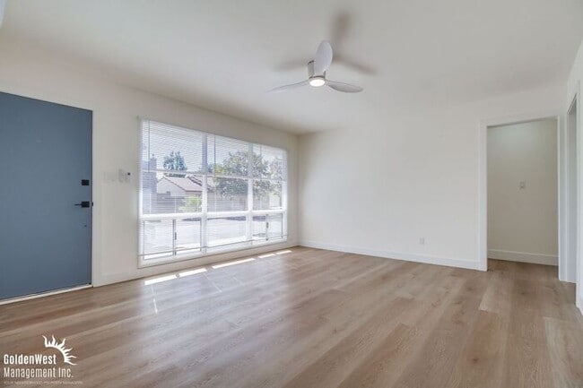 Foto del edificio - Fully Remodeled 3Bdm 2Ba Home in the Heart...