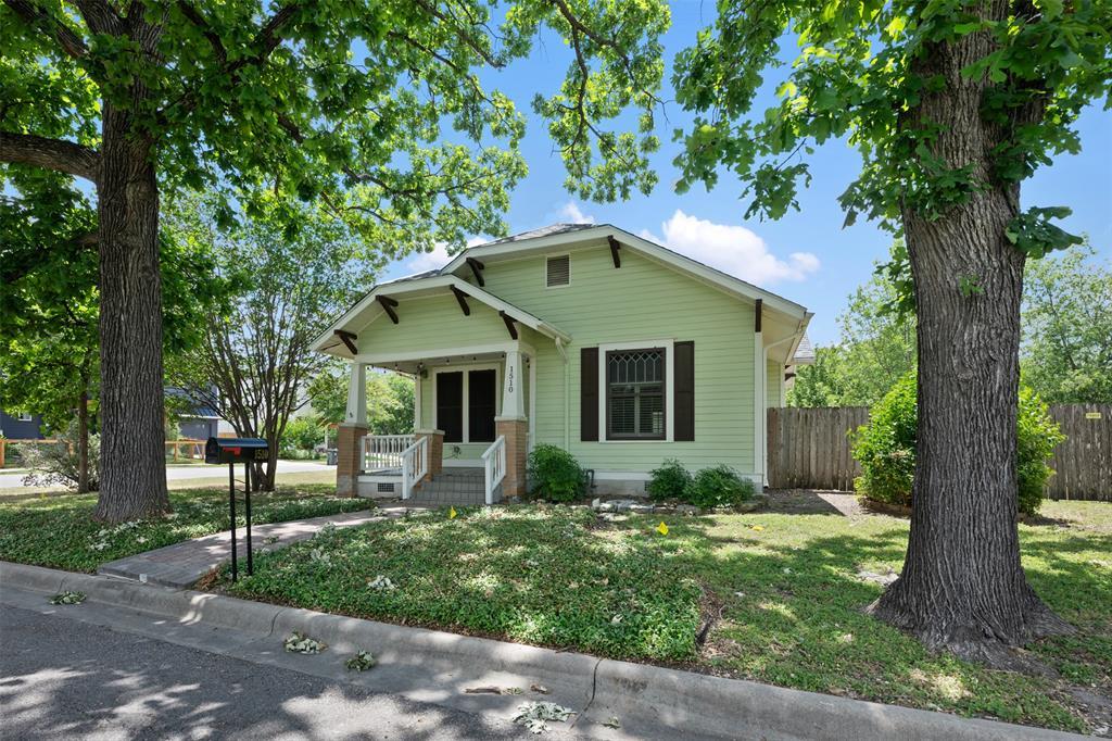 Foto principal - 1510 Forest St