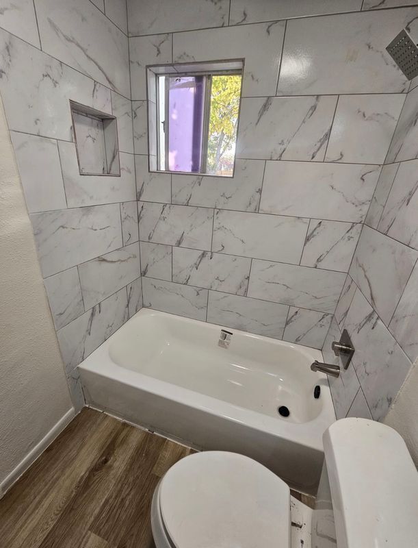 Foto del edificio - 347 Ware Blvd